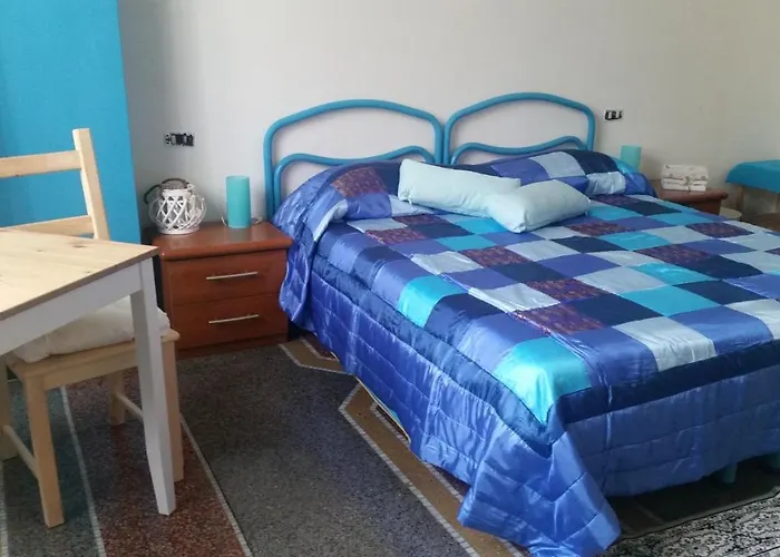 Mydre@msavona * Savona