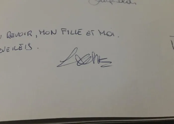 Mydre@msavona * Savona