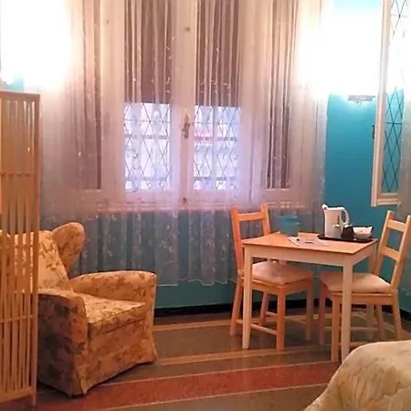 فندق مبيت وإفطار Mydre@msavona سافونا